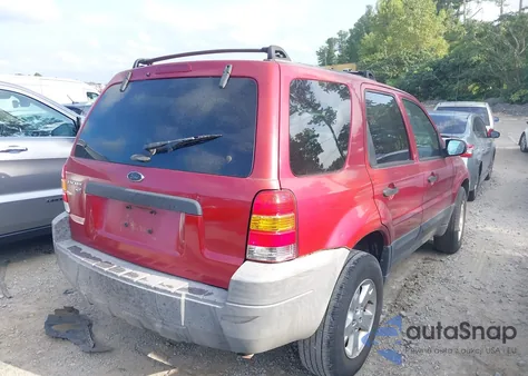 2005 Ford Escape Xlt из США, поврежденный, VIN 1FMYU93145KA87683